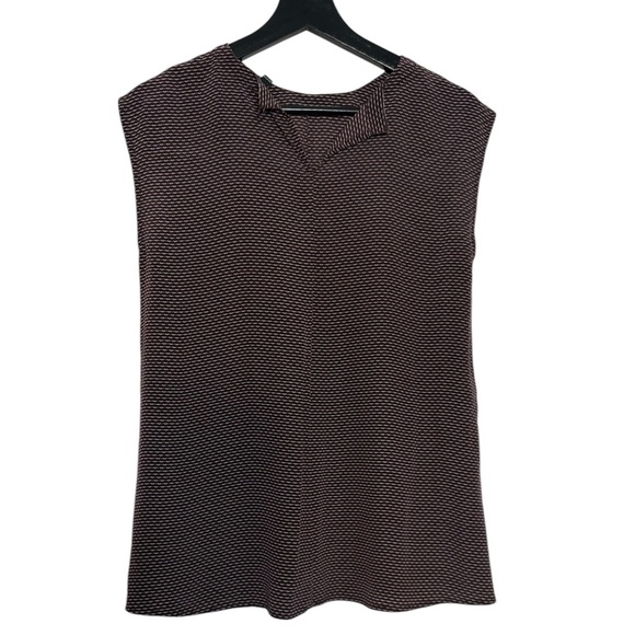 Eileen Fisher Silk Maroon Patterned Sleeveless Blouse - Petite 2/4 - Picture 3 of 9